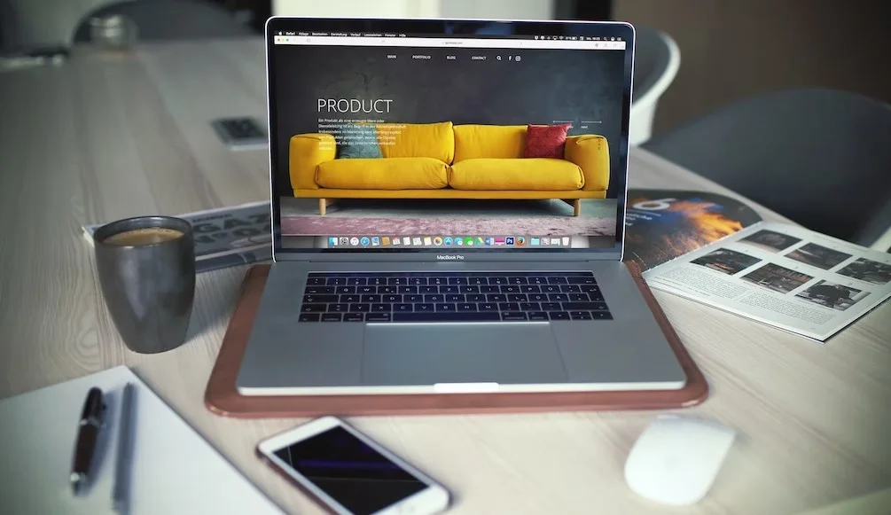 Informasi Penting yang Harus Ada di Website 1 Membeli Domain